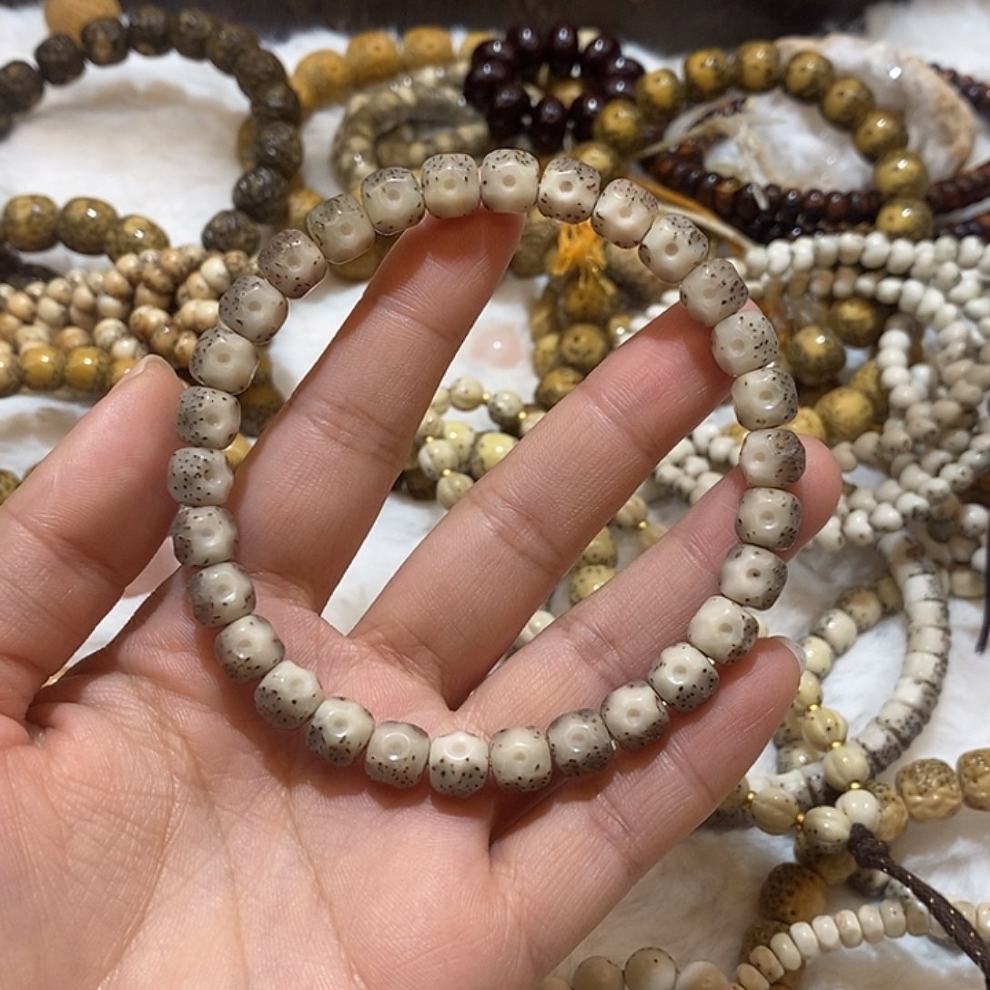 星月菩提吊坠海南