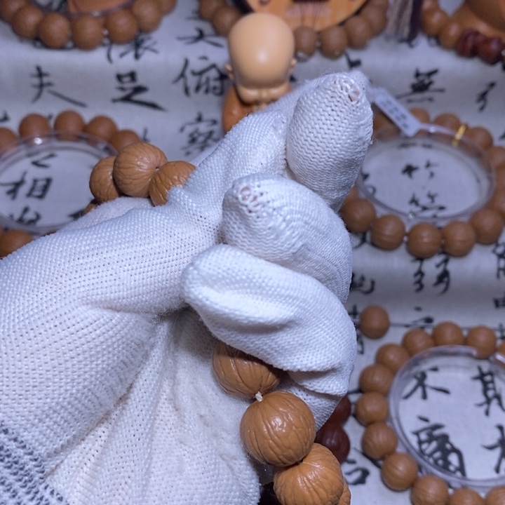 猴头核桃手串聚宝盆