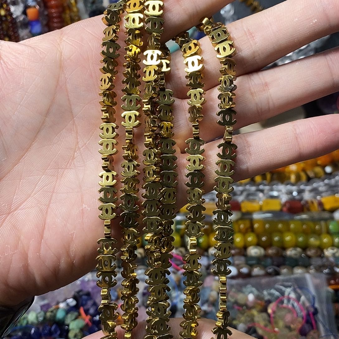 石英质玉未镶嵌，1条黑胆石香奶奶8mm，
