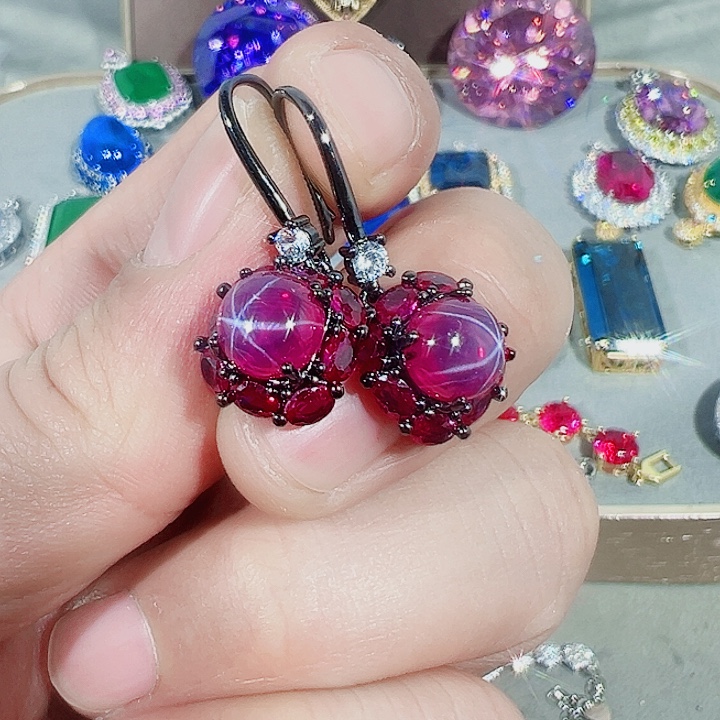 非金属红色蓝色满镶嵌吊坠