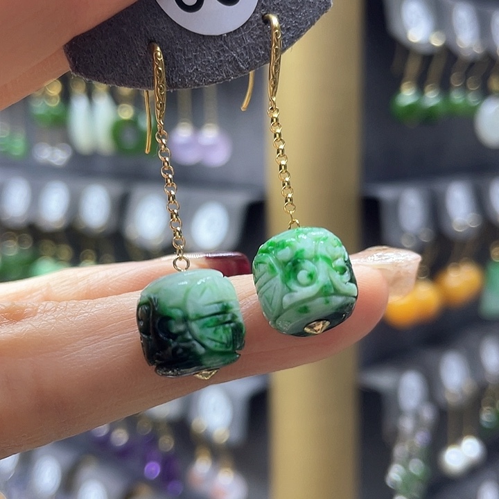 翡翠耳饰18K金镶嵌耳饰