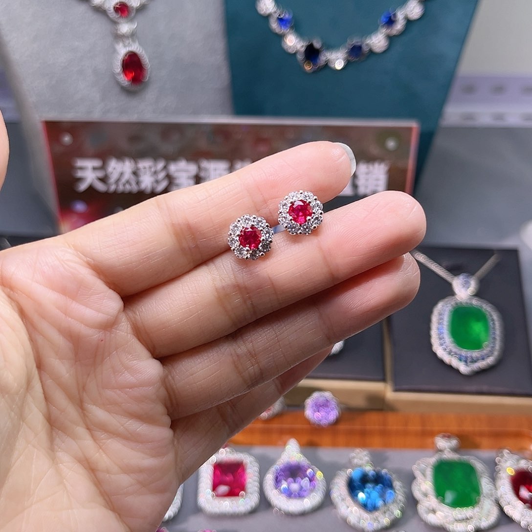 银S925镶嵌耳饰红宝石160