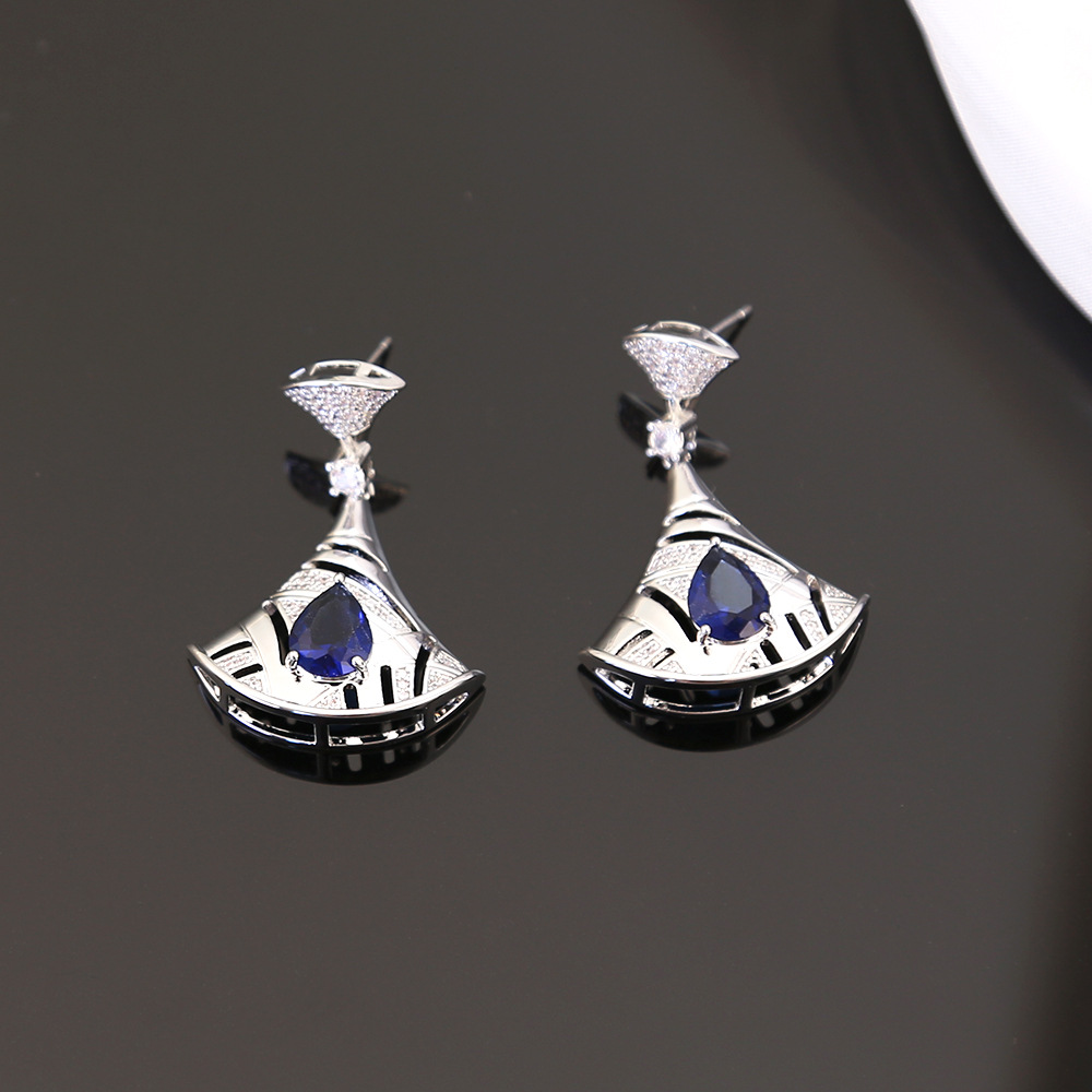 合金耳饰 251号新款蓝色锆石镶嵌扇形耳环女高级感轻奢耳饰欧美时