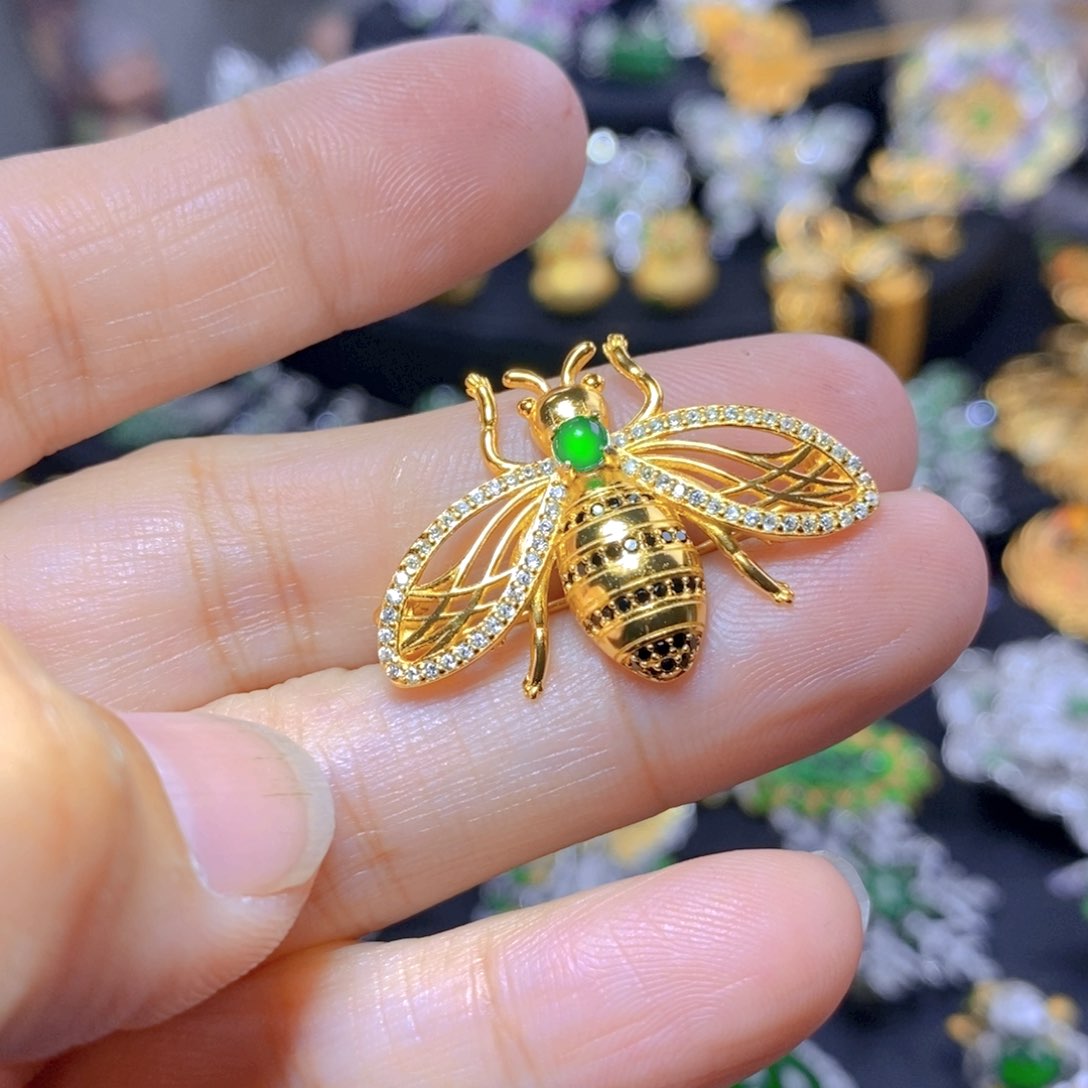 翡翠耳钉银S925镶嵌天然翡翠