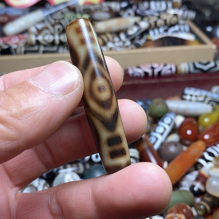 玛瑙/玉髓颈饰未镶嵌123