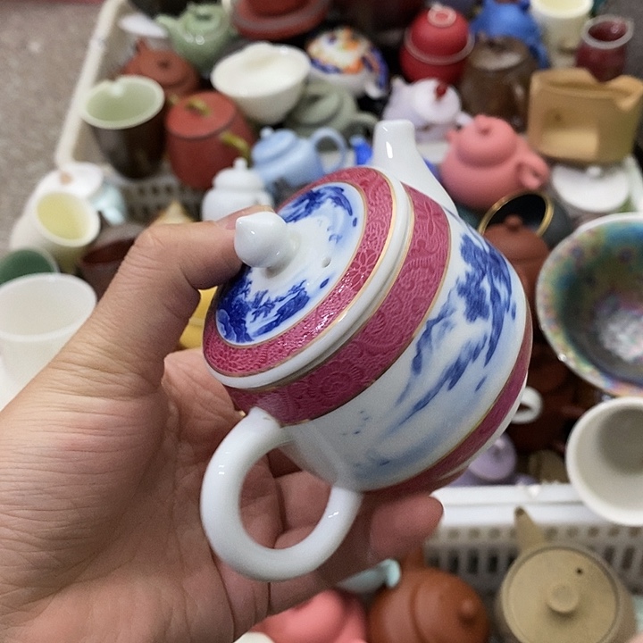 陶瓷艺术品及陶瓷制品