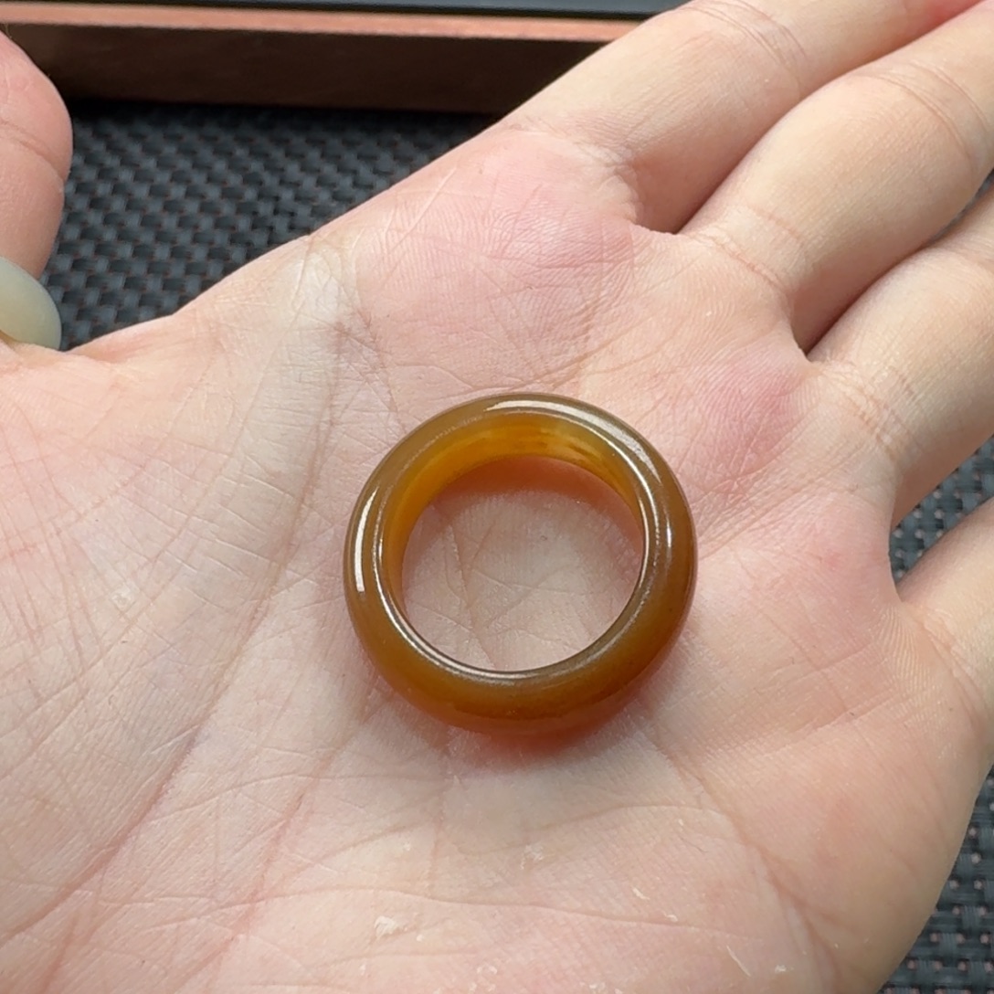 v***i和田玉未镶嵌手镯戒圈卡17