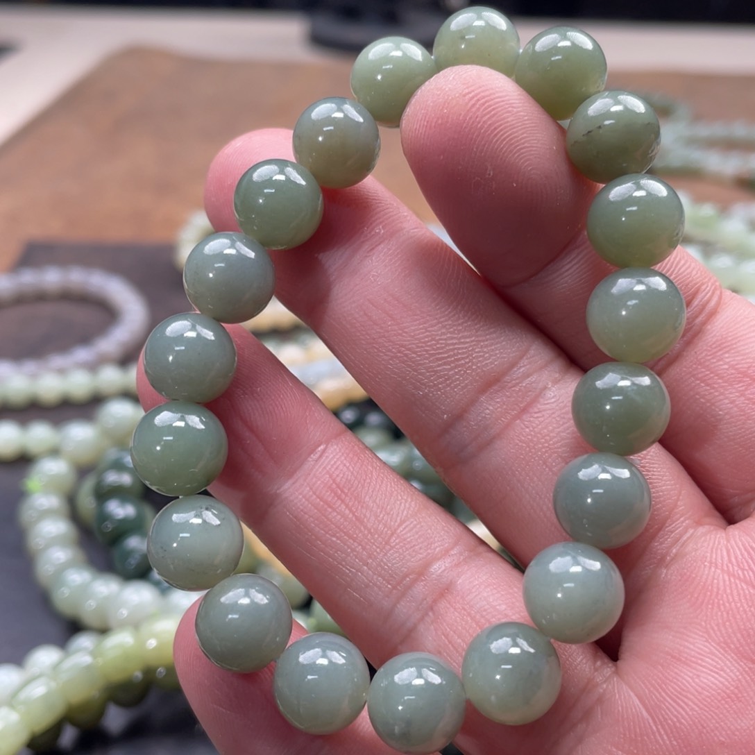 和田玉手链未镶嵌