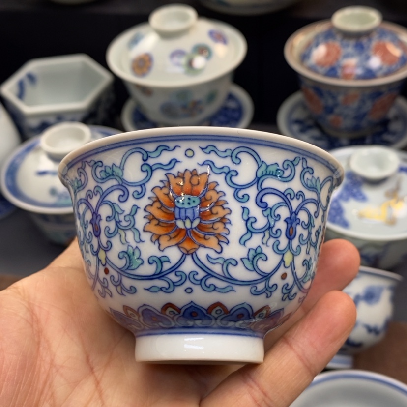 【闪购商品】景德镇青花斗彩主人杯