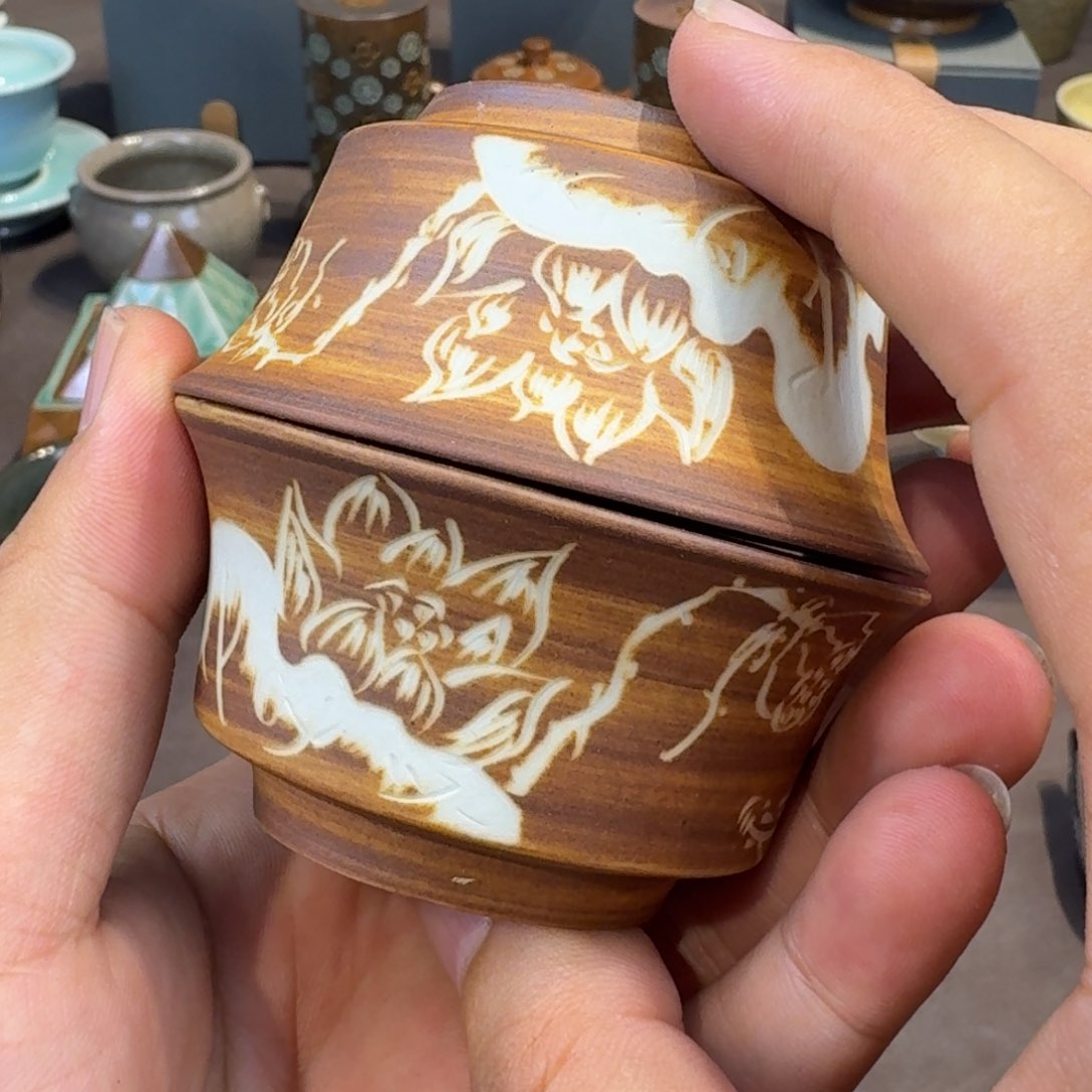 杯龙泉青瓷茶具微瑕