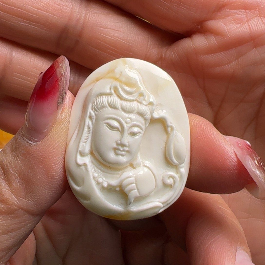 蜜蜡吊坠(不含链)未镶嵌