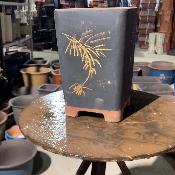 17黑色四方花盆花盆