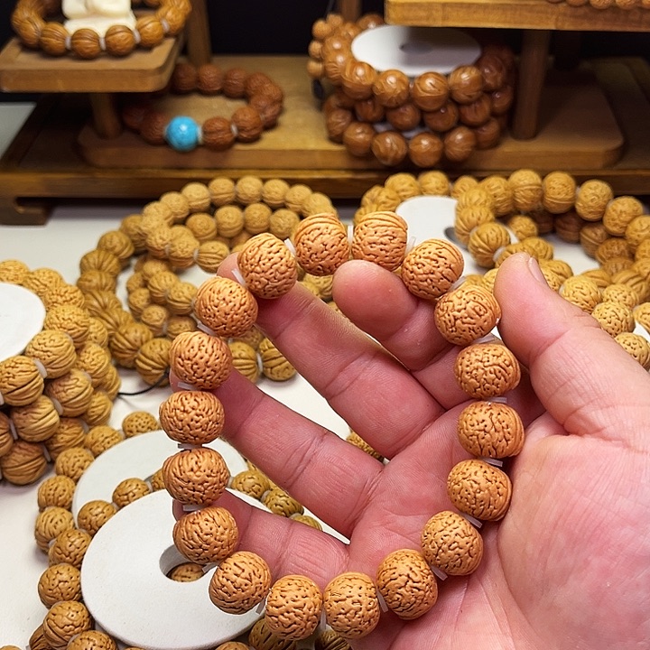 时***衣桃核吊坠王者南瓜