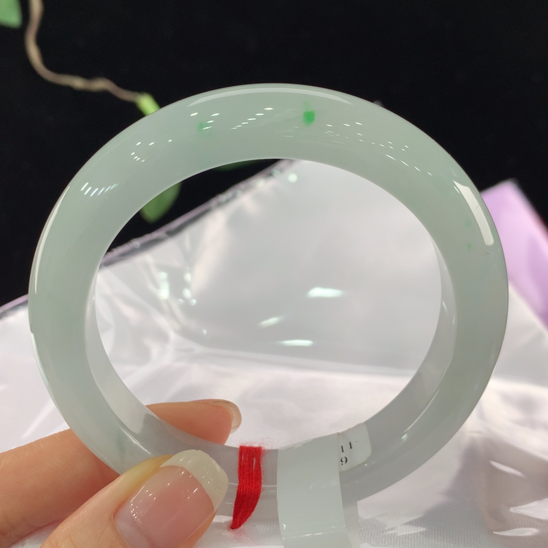翡翠手镯未镶嵌111-0149