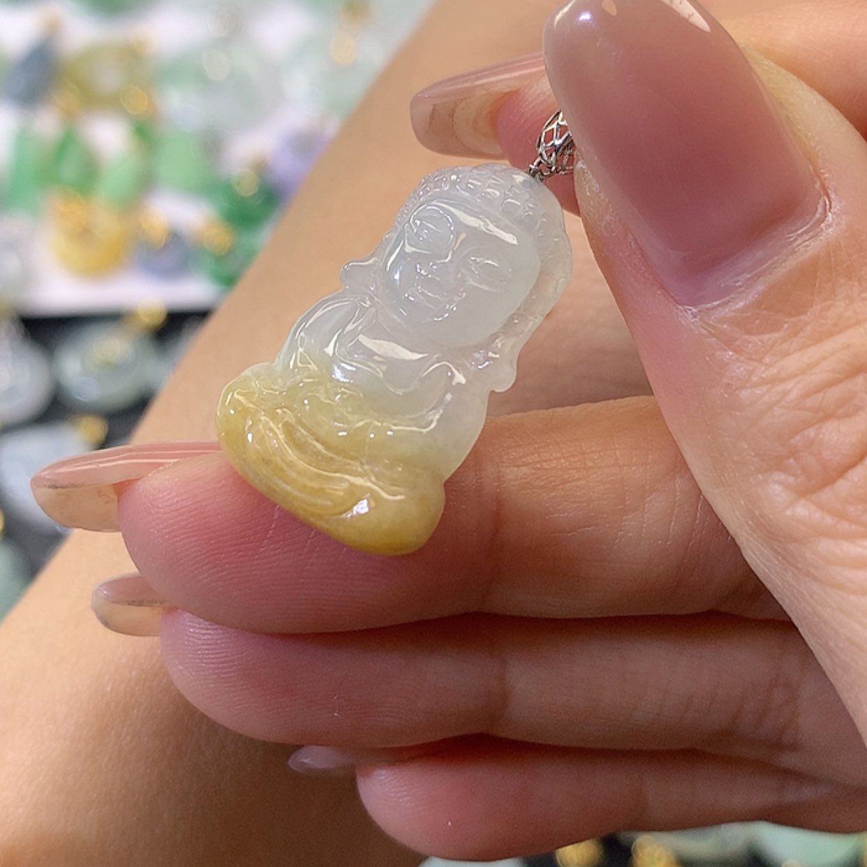 【闪购商品】翡翠吊坠(赠链)18K金镶嵌