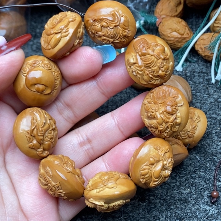 吊坠橄榄核呃啦啦咯OK了