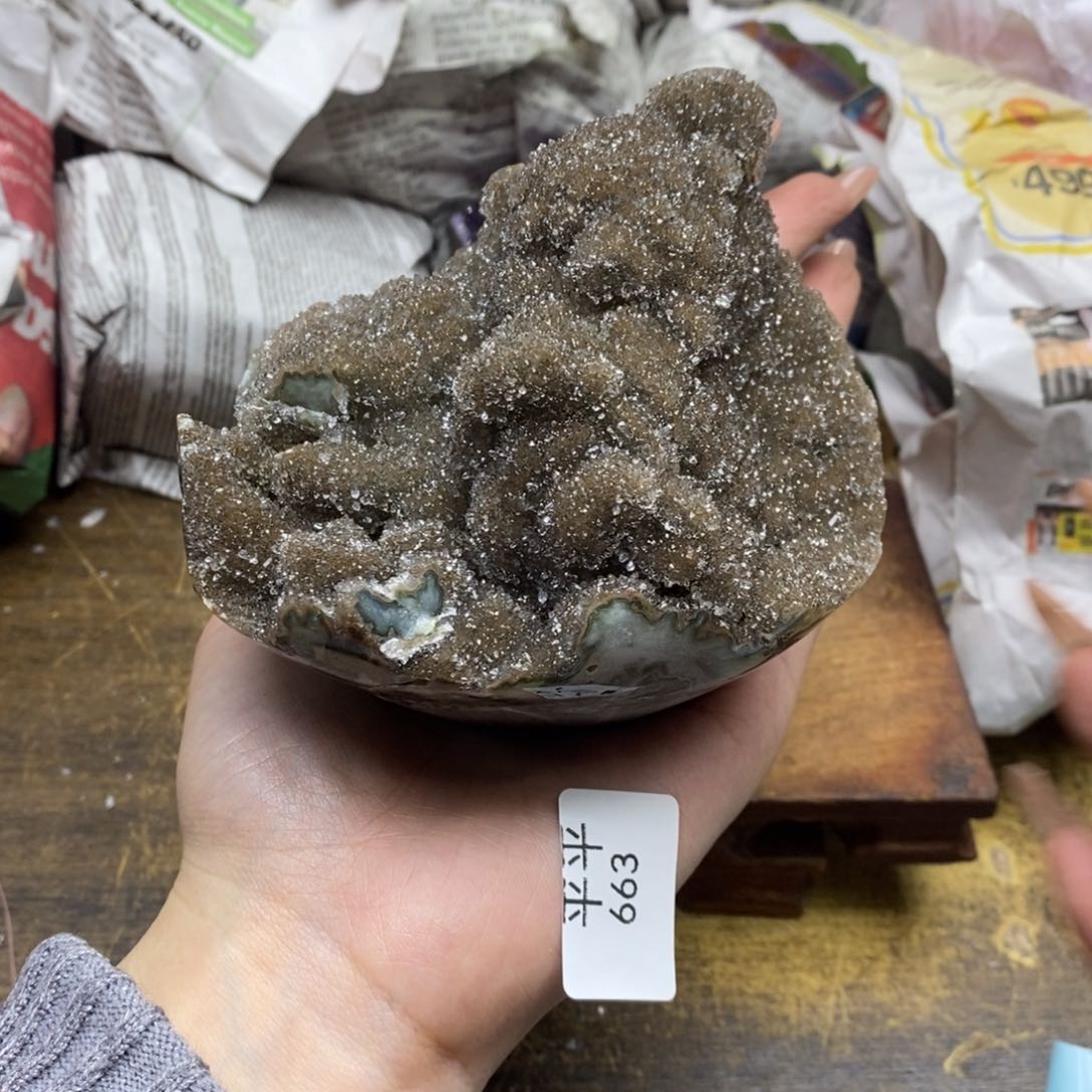 紫晶乌拉圭未镶嵌