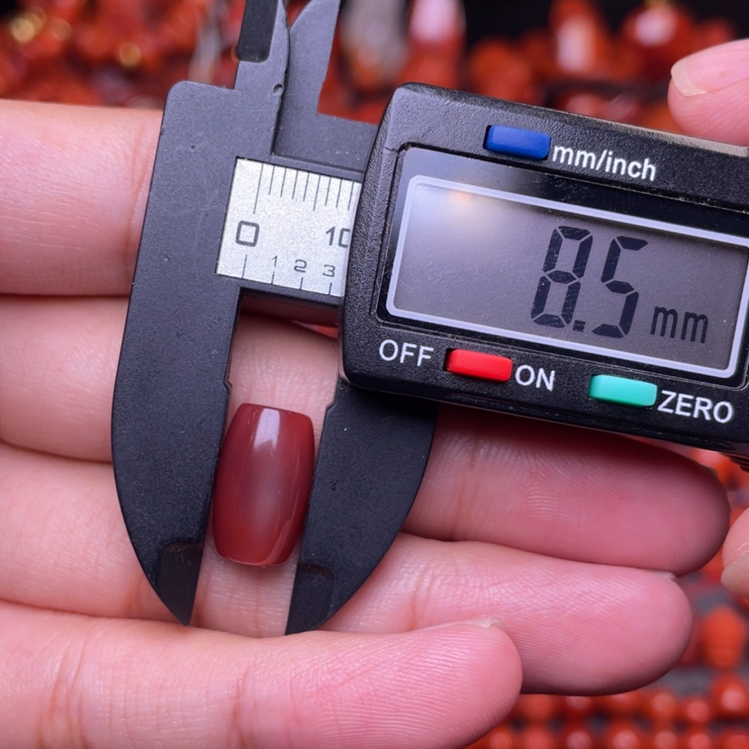 未镶嵌配饰南红玛瑙