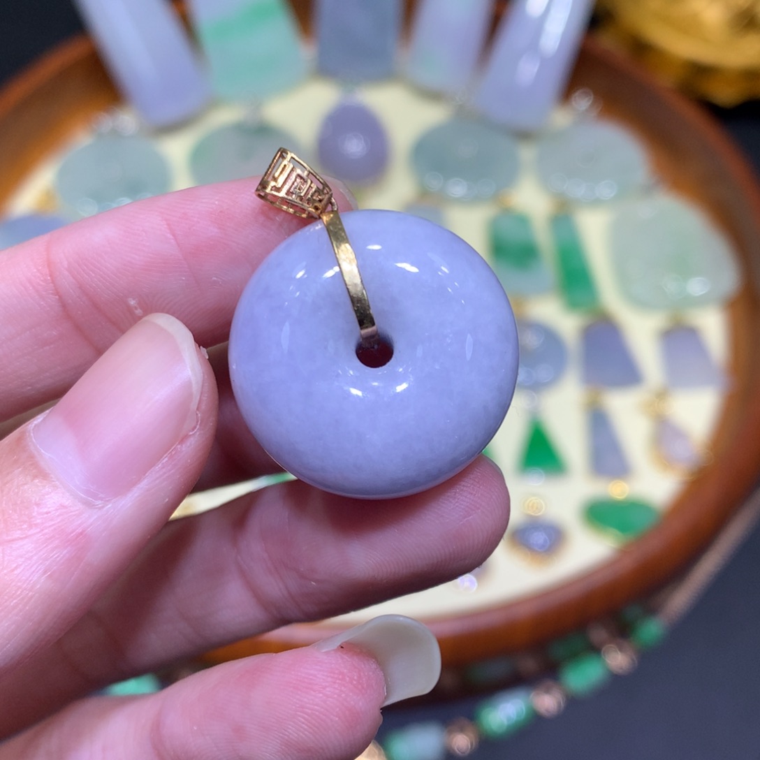 翡翠吊坠(不含链)18K金镶嵌