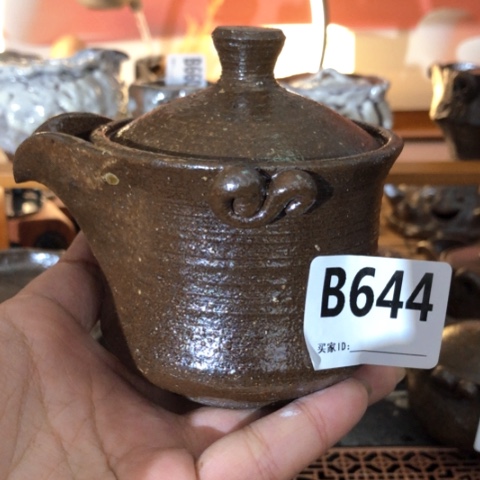 木桥上的一个人的生活