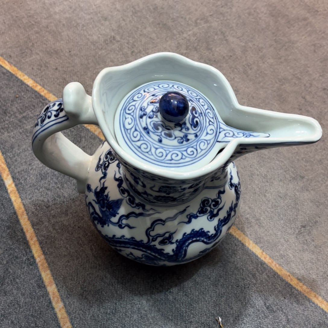 茶盏精****)瓷遇有缘人，