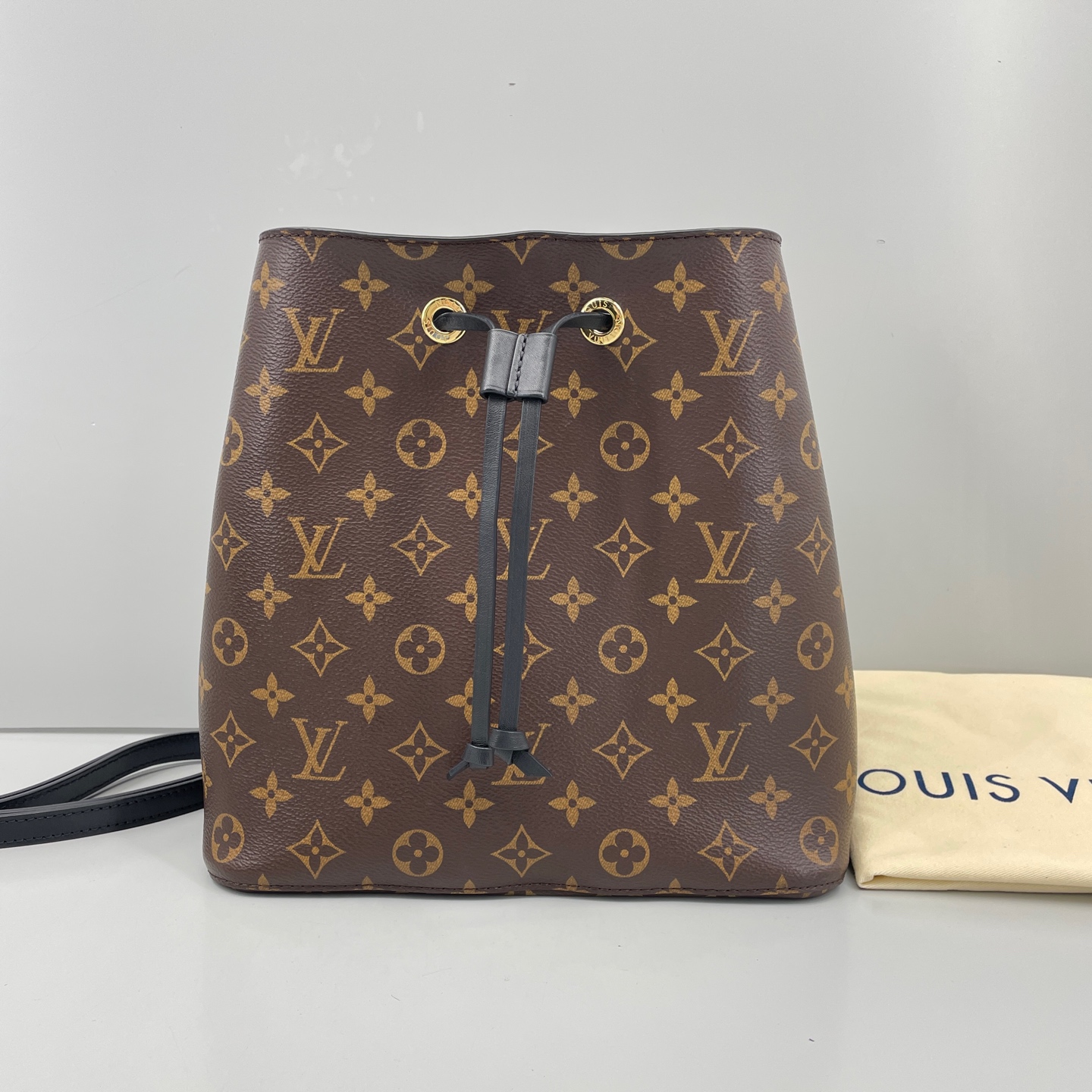 95新 LouisVuitton/路易威登 优选/老花黑色水桶包20年/26×26×17