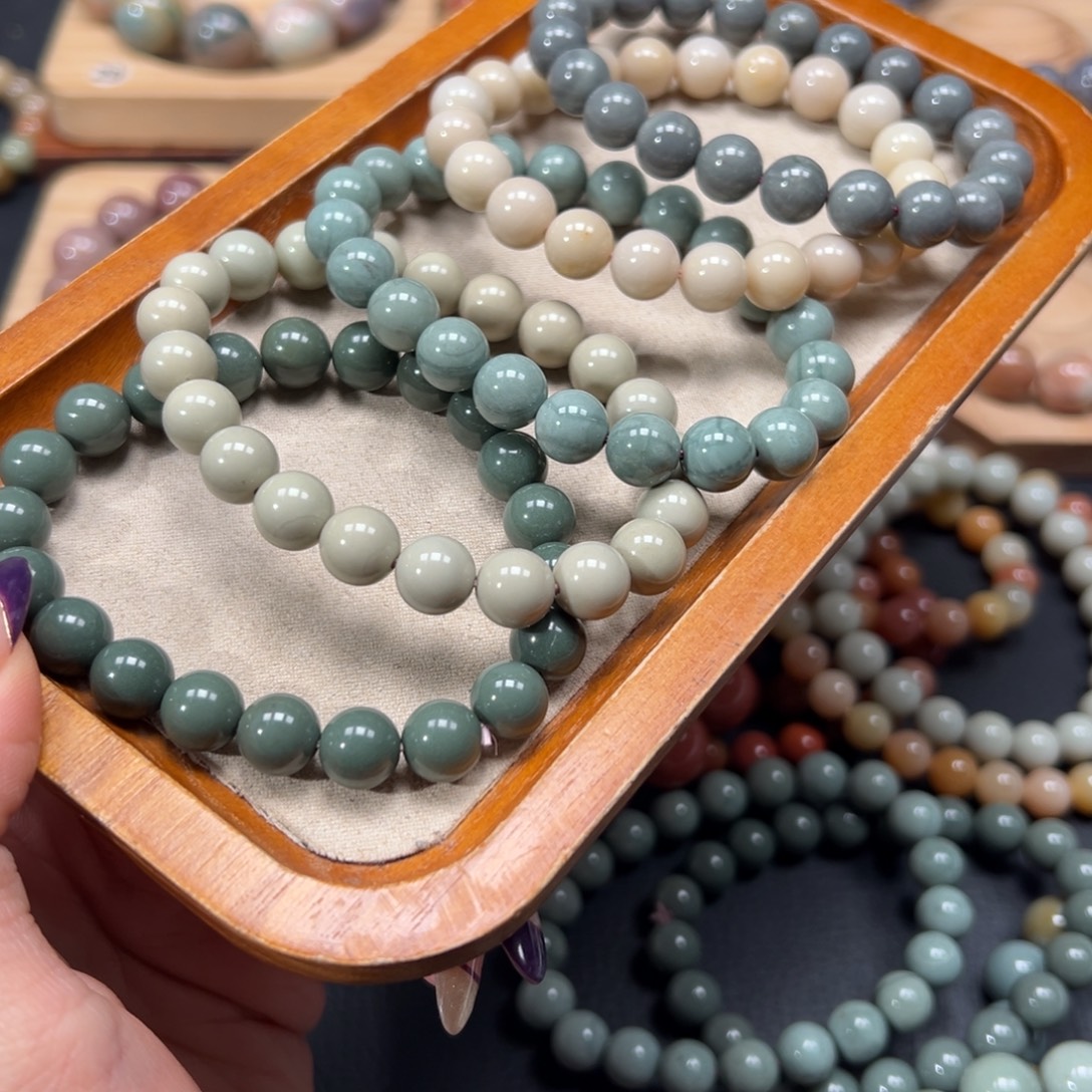 周***安石英质玉未镶嵌手链19