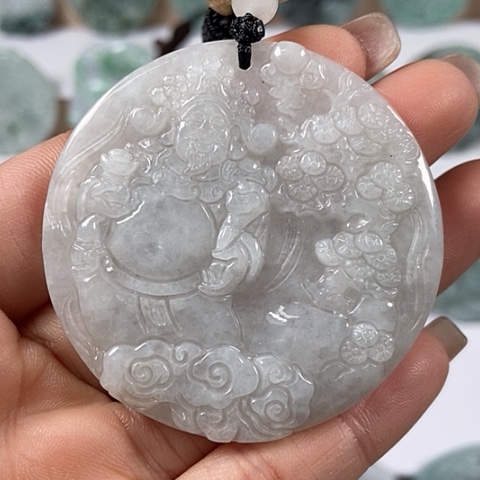 翡翠颈饰未镶嵌财神爷福利