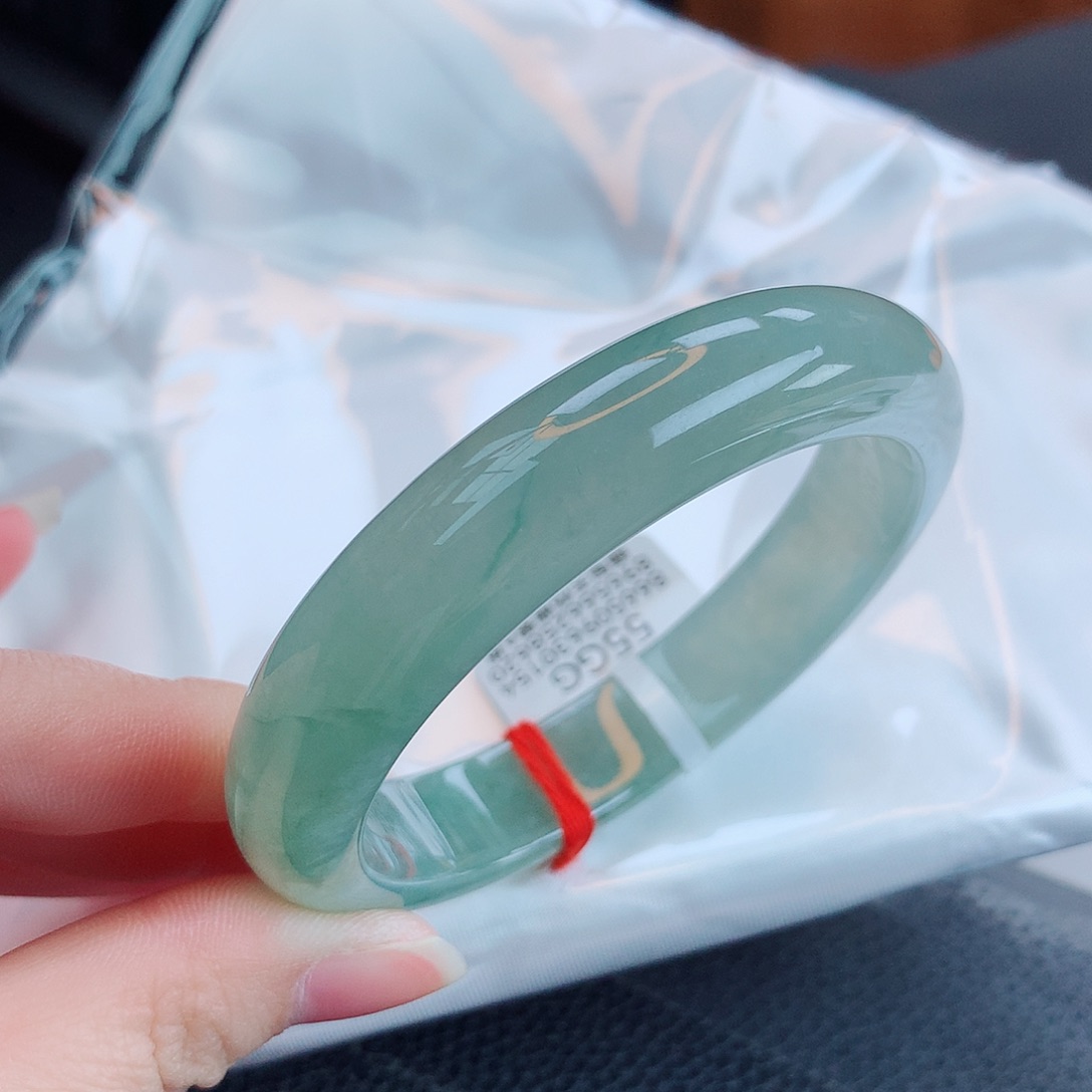 翡翠手镯未镶嵌缅甸天然翡翠a货