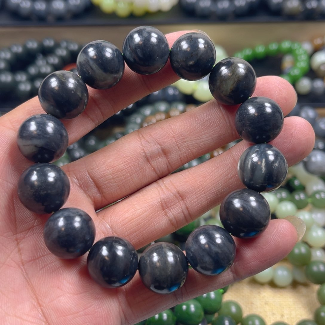 和田玉手串未镶嵌