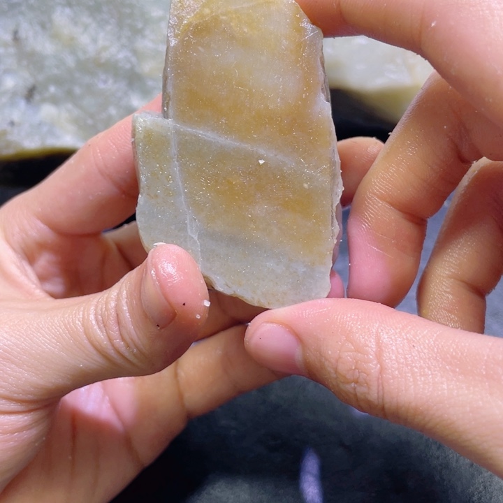 和田玉未镶嵌珠宝半成品