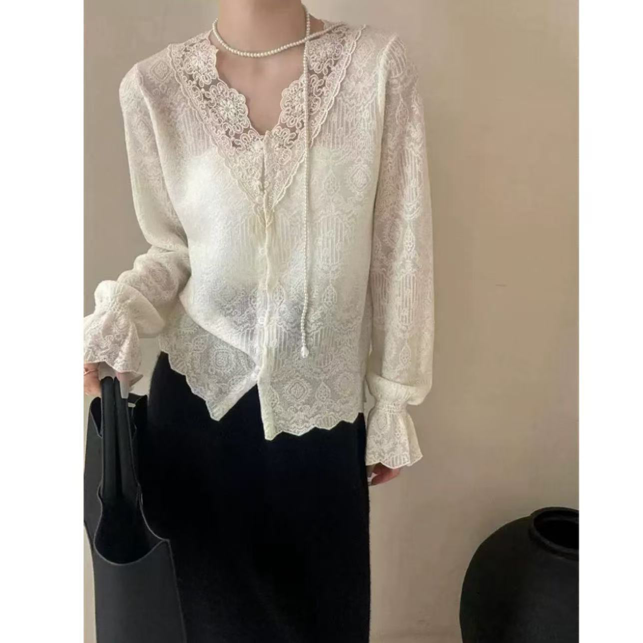 【p】桑蚕丝烧花羊毛开衫