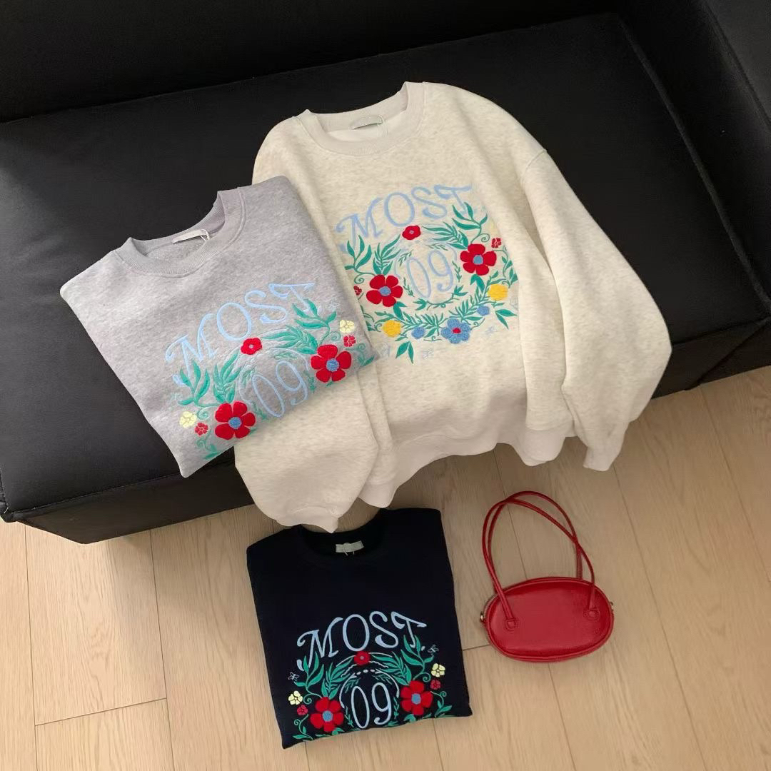 【韩系重工毛巾刺绣花朵圆领卫衣】25Q9657