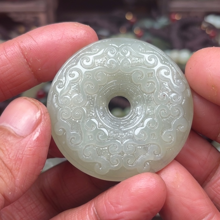 和田玉吊坠未镶嵌