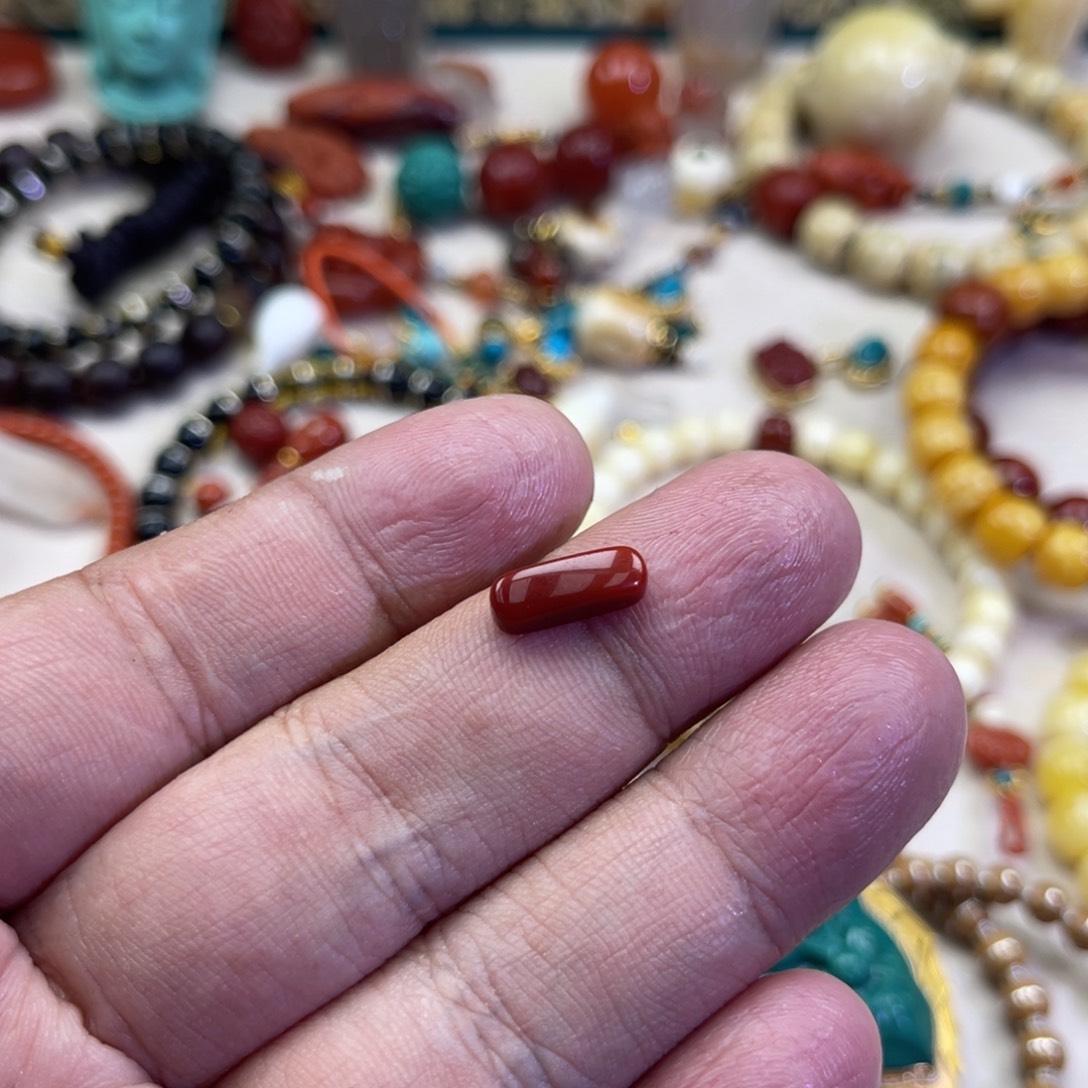 南红玛瑙未镶嵌珠宝奇石30