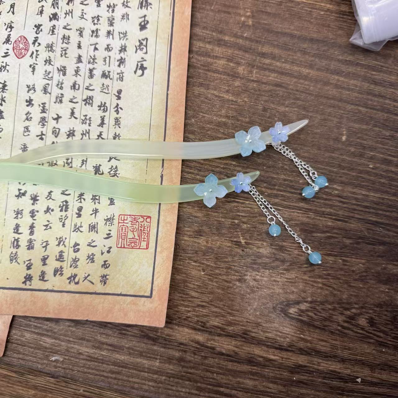 蓝色小花醋酸弯簪。前尘梦古风汉服配饰