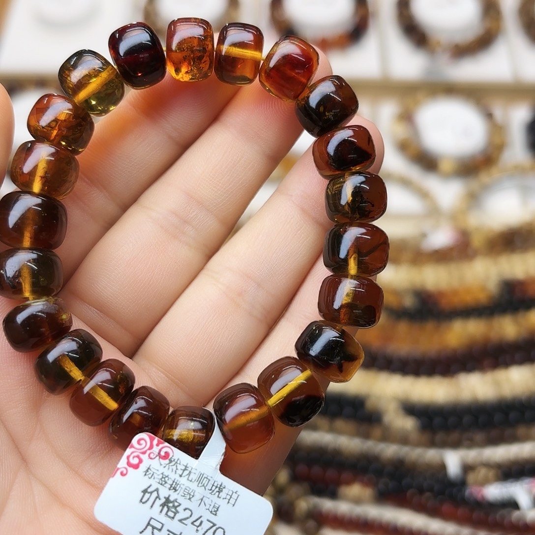 琥珀未镶嵌裸石十90115