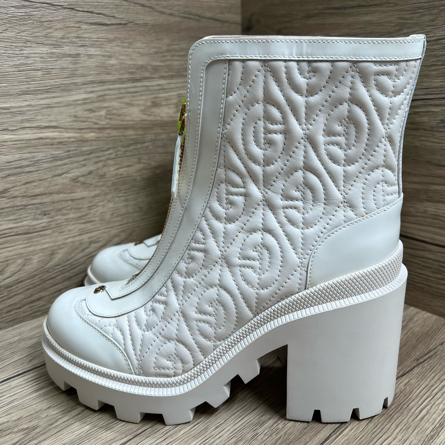 95新 GUCCI/古驰 白压纹高跟短靴 37码/98新