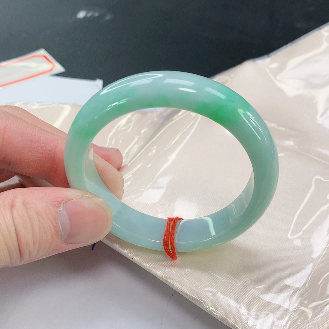 翡翠手镯未镶嵌048缅甸天然翡翠A货