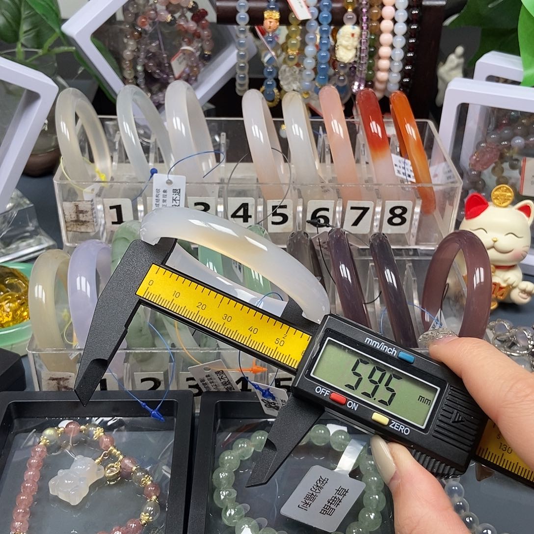 玛瑙/玉髓手镯未镶嵌5