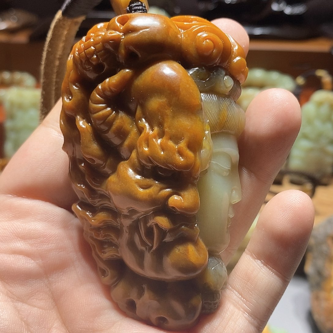 岫岩河磨玉（透闪石质玉）珠宝奇石未镶嵌