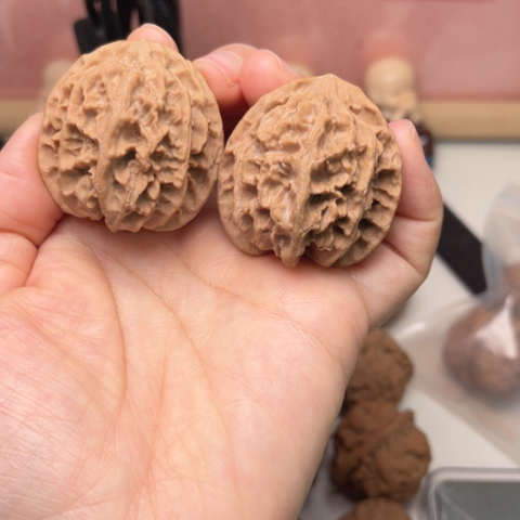 文玩核桃吊坠原桩苹果园