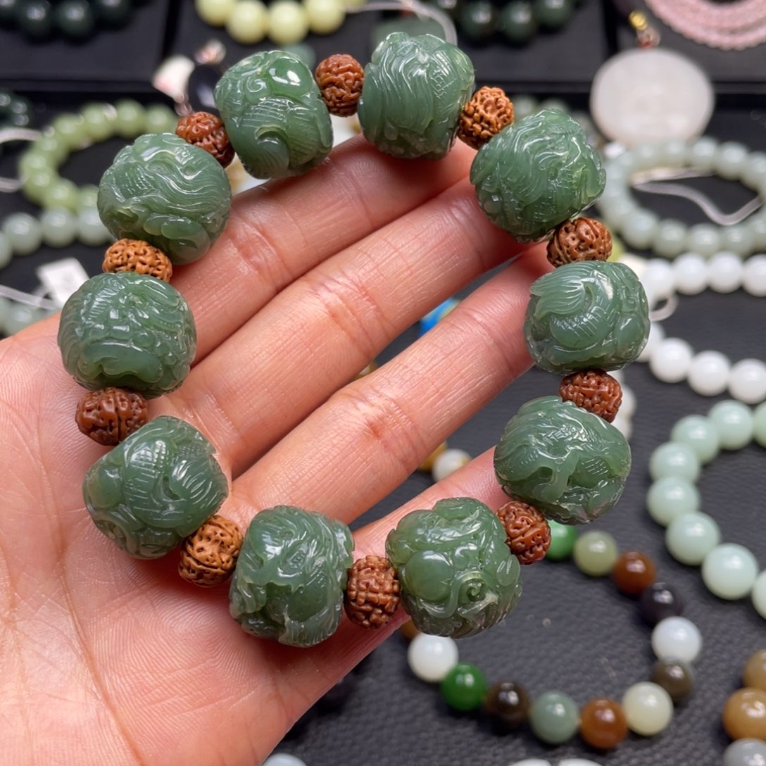 和田玉未镶嵌手链