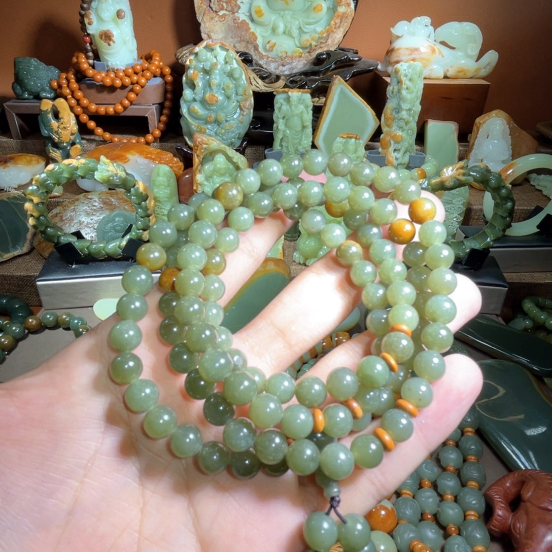 透闪石质玉108卡8未镶嵌