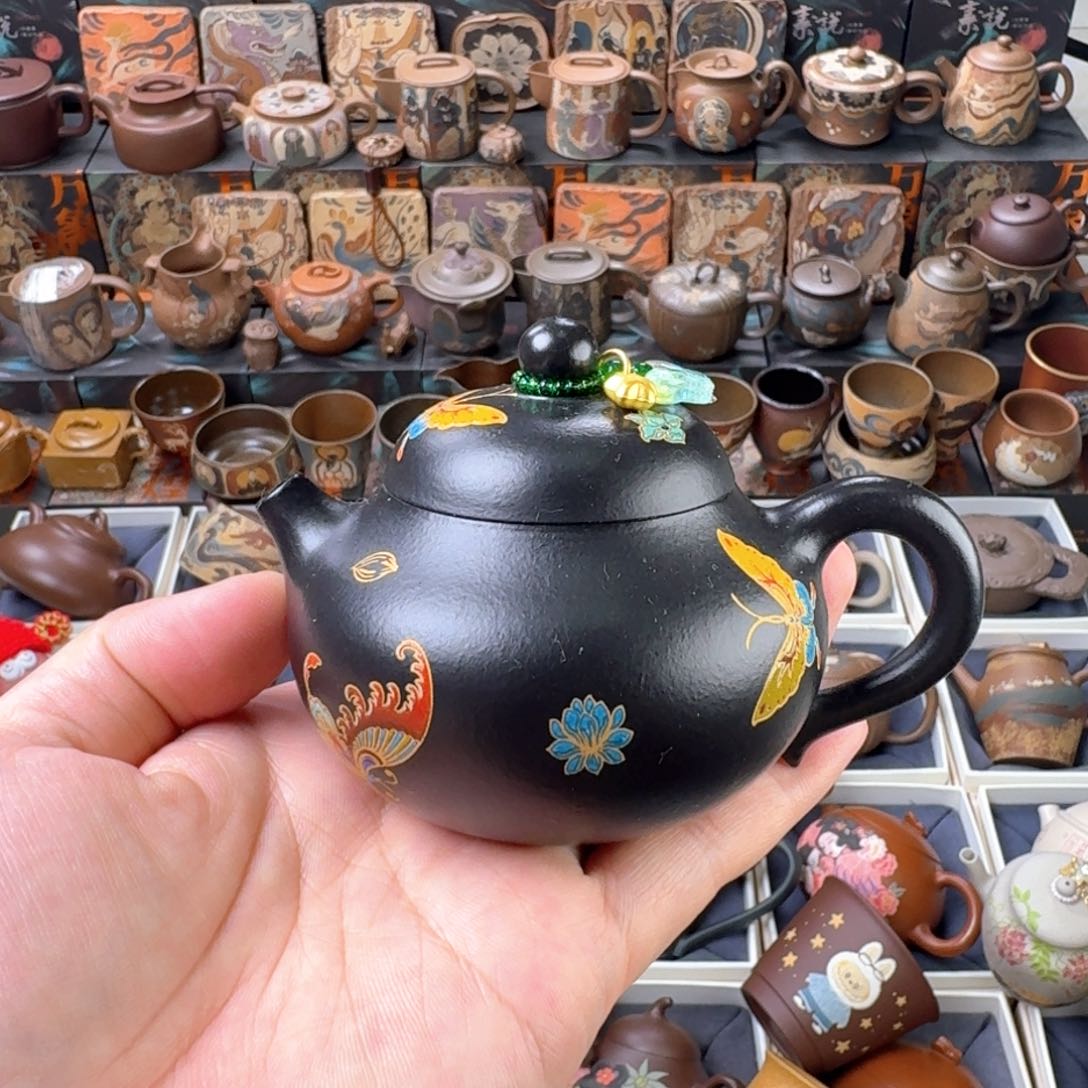 茶壶紫砂150cc蝴蝶文蛋