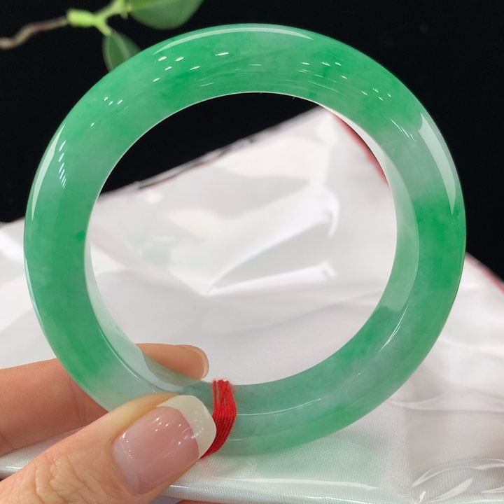 翡翠手镯未镶嵌111-1005