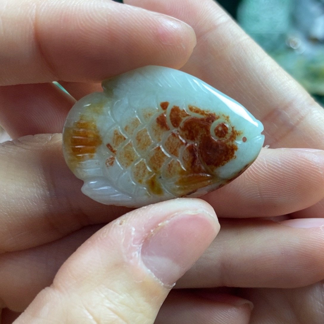 翡翠颈饰未镶嵌吊坠