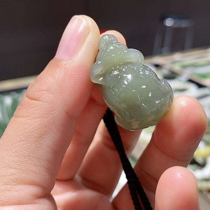 喜***洋颈饰未镶嵌和田玉