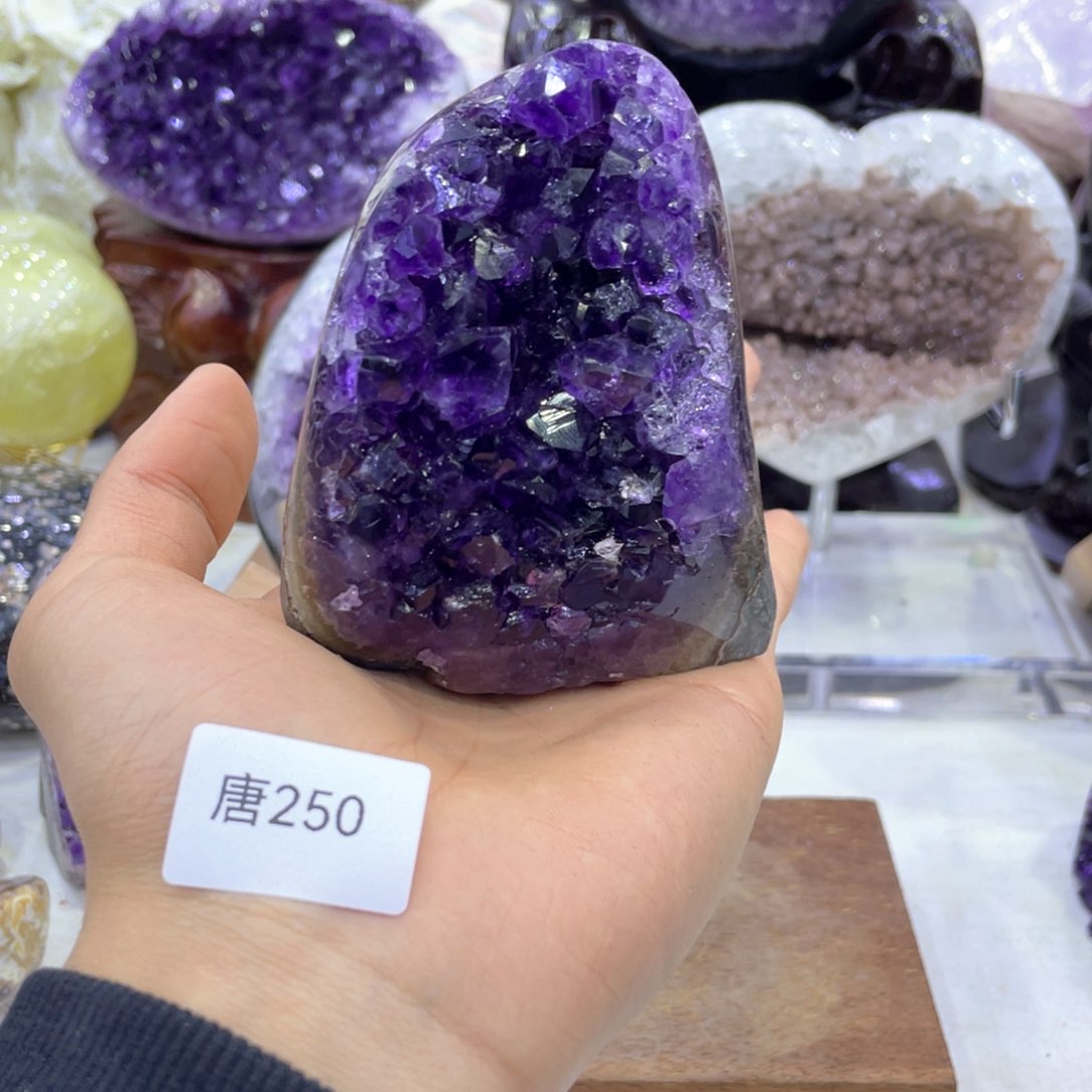 未镶嵌紫晶大型摆件（非配饰）