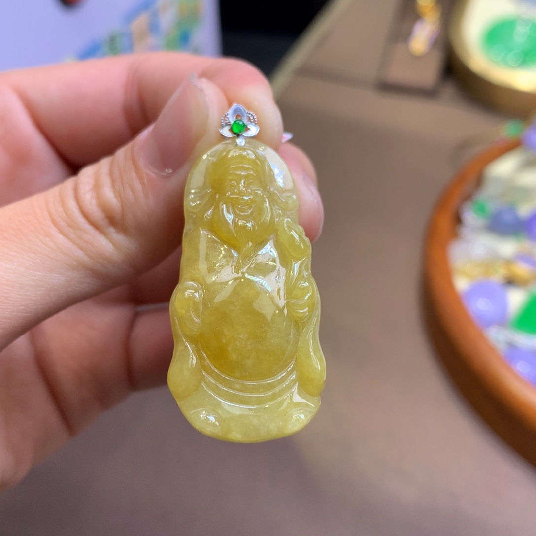 翡翠18K金镶嵌颈饰翡翠